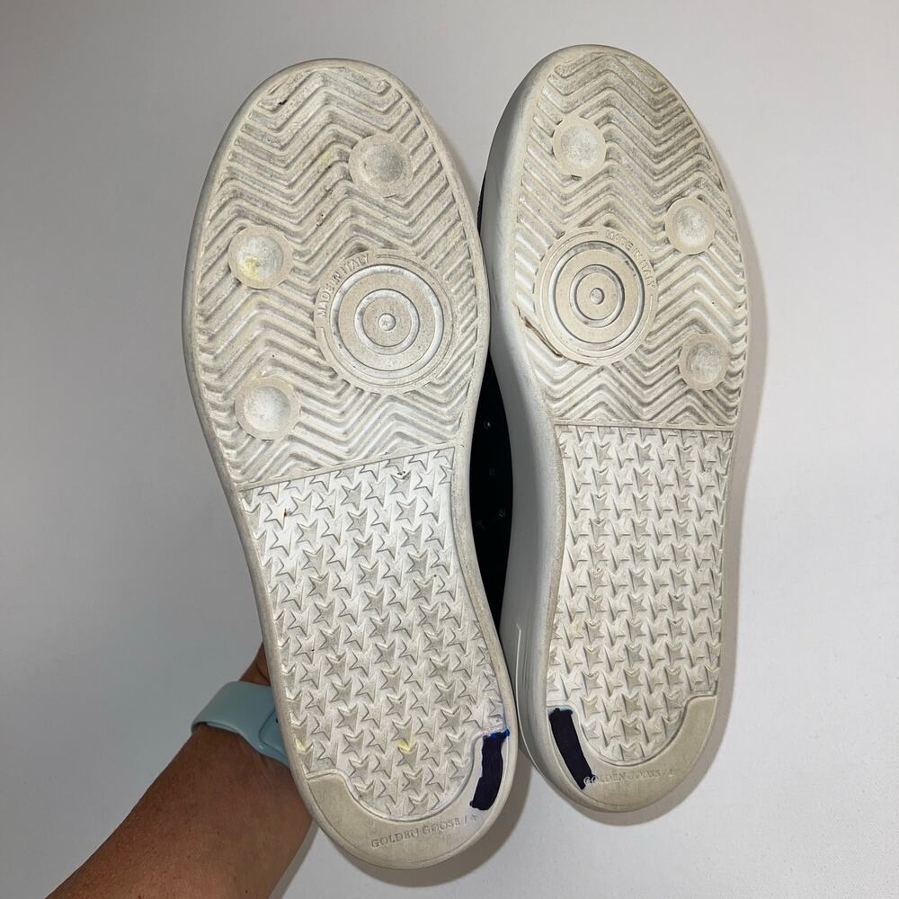 Golden Goose Black Leather Low-Top Sneakers with White Sole - Picture 13 of 16